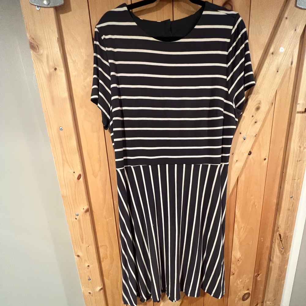 LOFT dress. Size 18